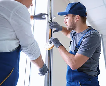 glass repair experts in Tampa, FL